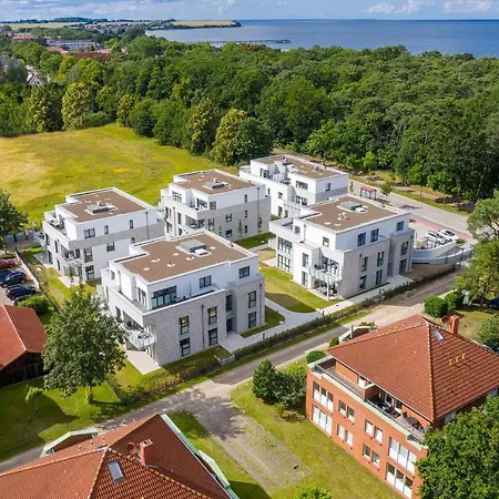 Ostseeallee Ostseeallee 2-13 4*